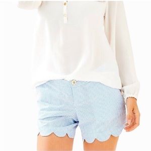 Lilly Pulitzer Buttercup Shorts Seersucker Blue
Striped 12